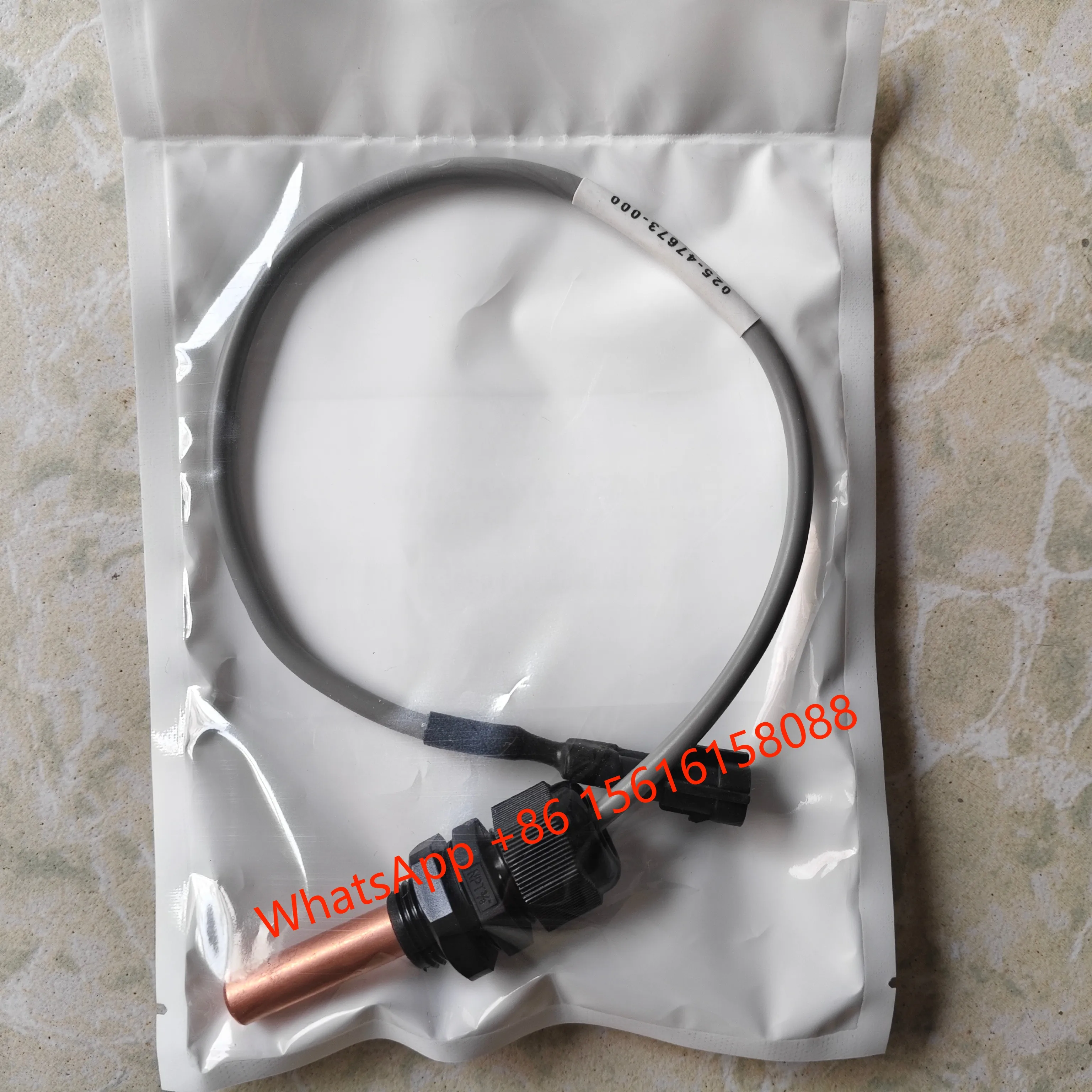 

New for YROK air conditioning sensor 025-47673-000 (025W47673-000)