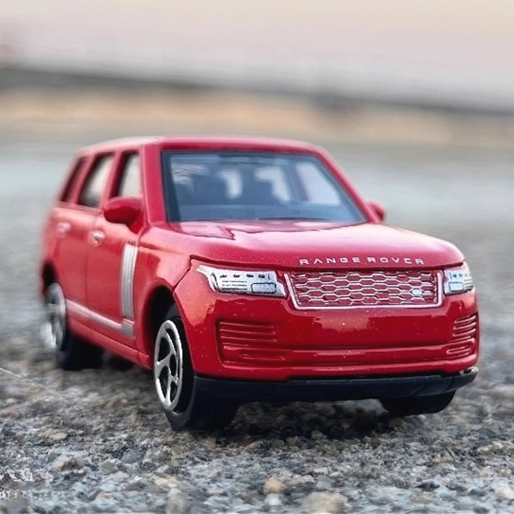 

Масштаб 1:64, модель игрушечного автомобиля Range Rover, металлический корпус, резиновые шины, амортизация, модели внедорожников, подарки для детей