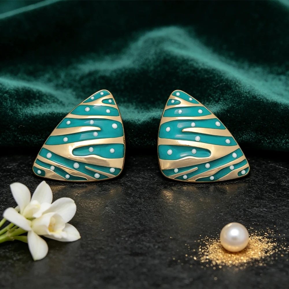 Artistic Wave-Patterned Triangular Earrings, Vintage Green Enamel Earrings, Women's Jewelry for Parties and Daily Wear, Gift Accessories