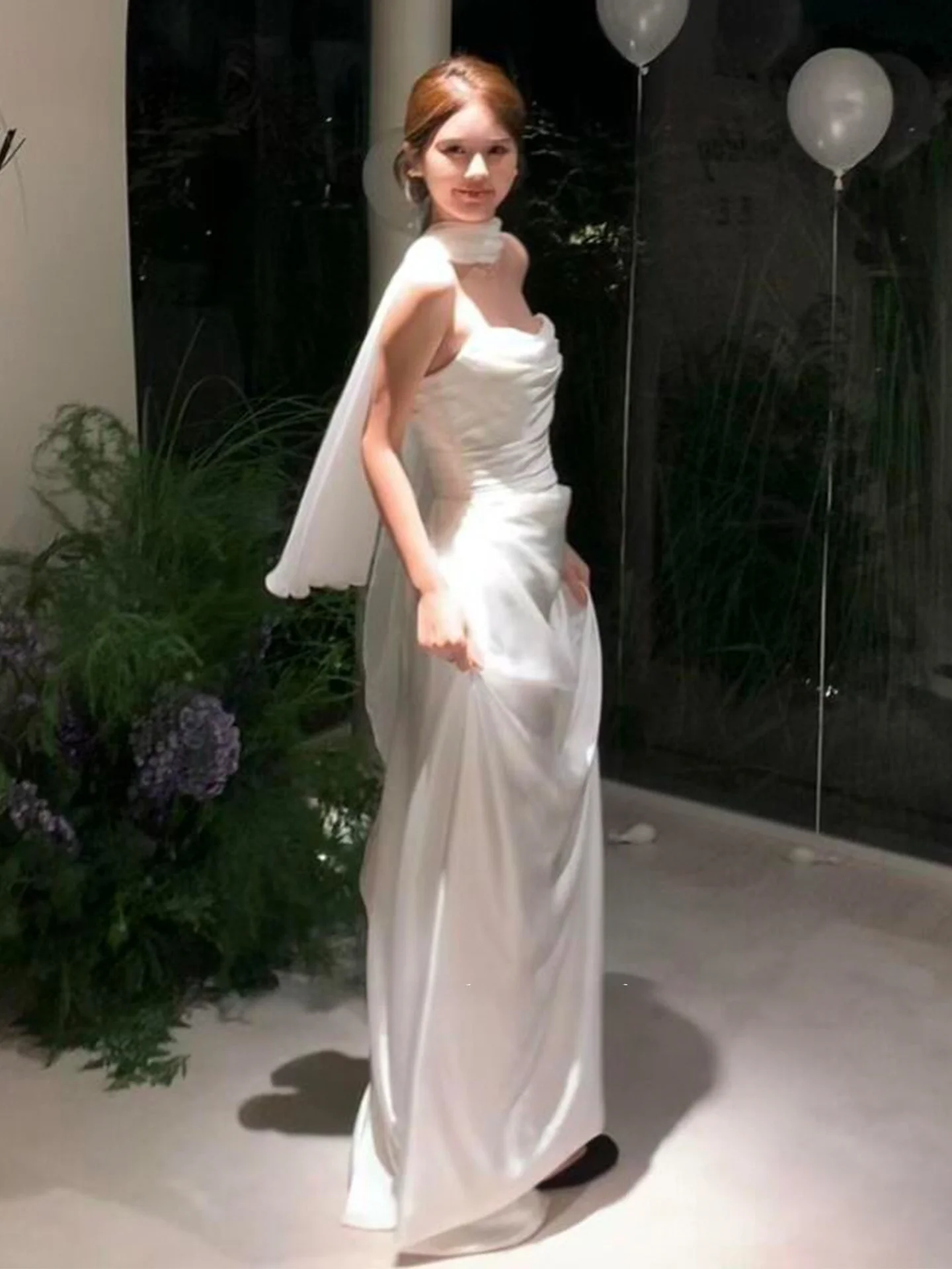 

Ele Off-oulder Gown with Pleated High Waist Fi-Tail Design for Engagement And Birthday Celebrations Women's Dr