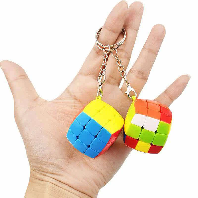 2PCS Mini 3x3 Speed Cube Keychain Keyring Educational Puzzle Toys Problem Solving Brain Teaser for Kids & Adults Novelty Gifts