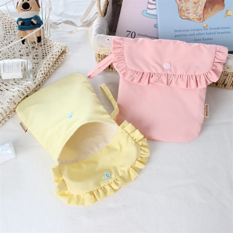 Korean Cream Style Lace Flip lipstick Cover Storage Bag High Aesthetic makeup Pouch for Girls Small Handbag