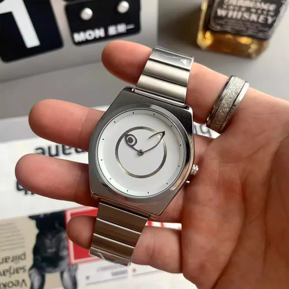 Vintage God's Eye Men's Watch Creative One Hand Quartz Wristwatch Stainless Steel Band Unique Casual Watch for Hip Hop Style