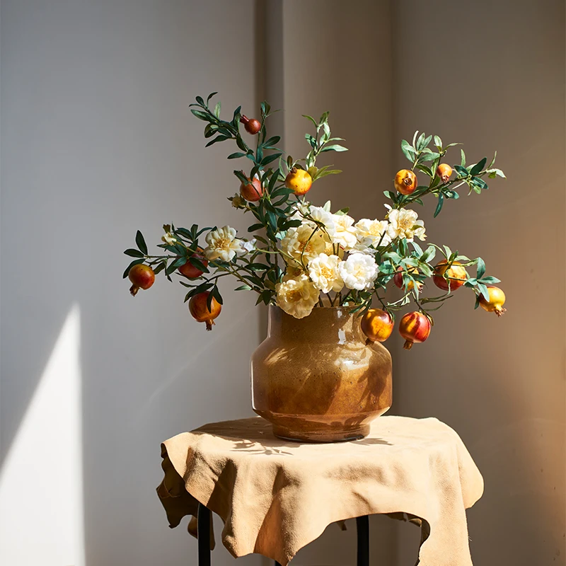 Bixuan Maillard Caramel Brown Handblown Glass Vase Solid Color Bubbles Table Centerpiece Home Decor Floral Flower Vase