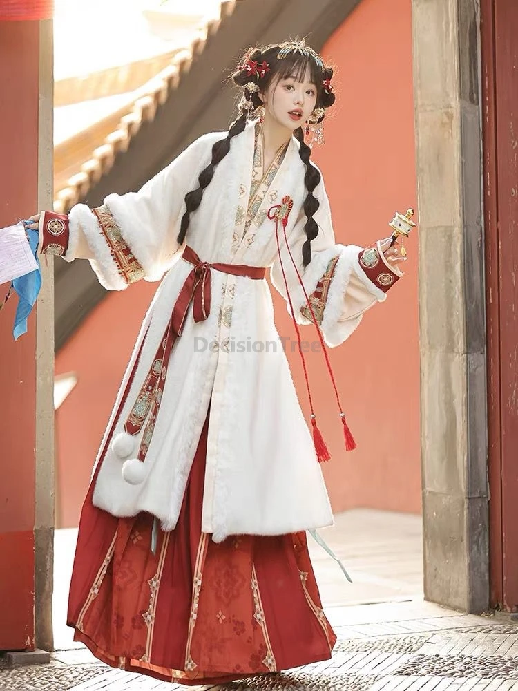 

2025 стиль китайской песни, зимняя теплая хлопковая женская повседневная улучшенная винтажная модная ханьфу, элегантная темпераментная древняя одежда