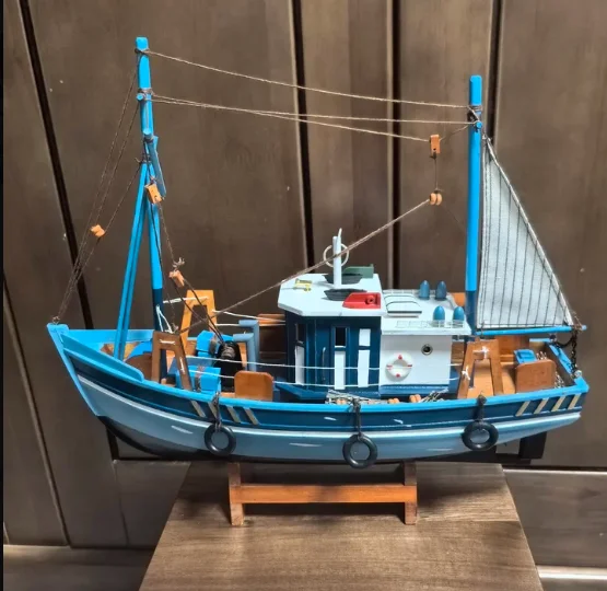 Mediterranean Style Wooden Fishing Boat Model Decorative Ornament Handcrafted Craft Gift