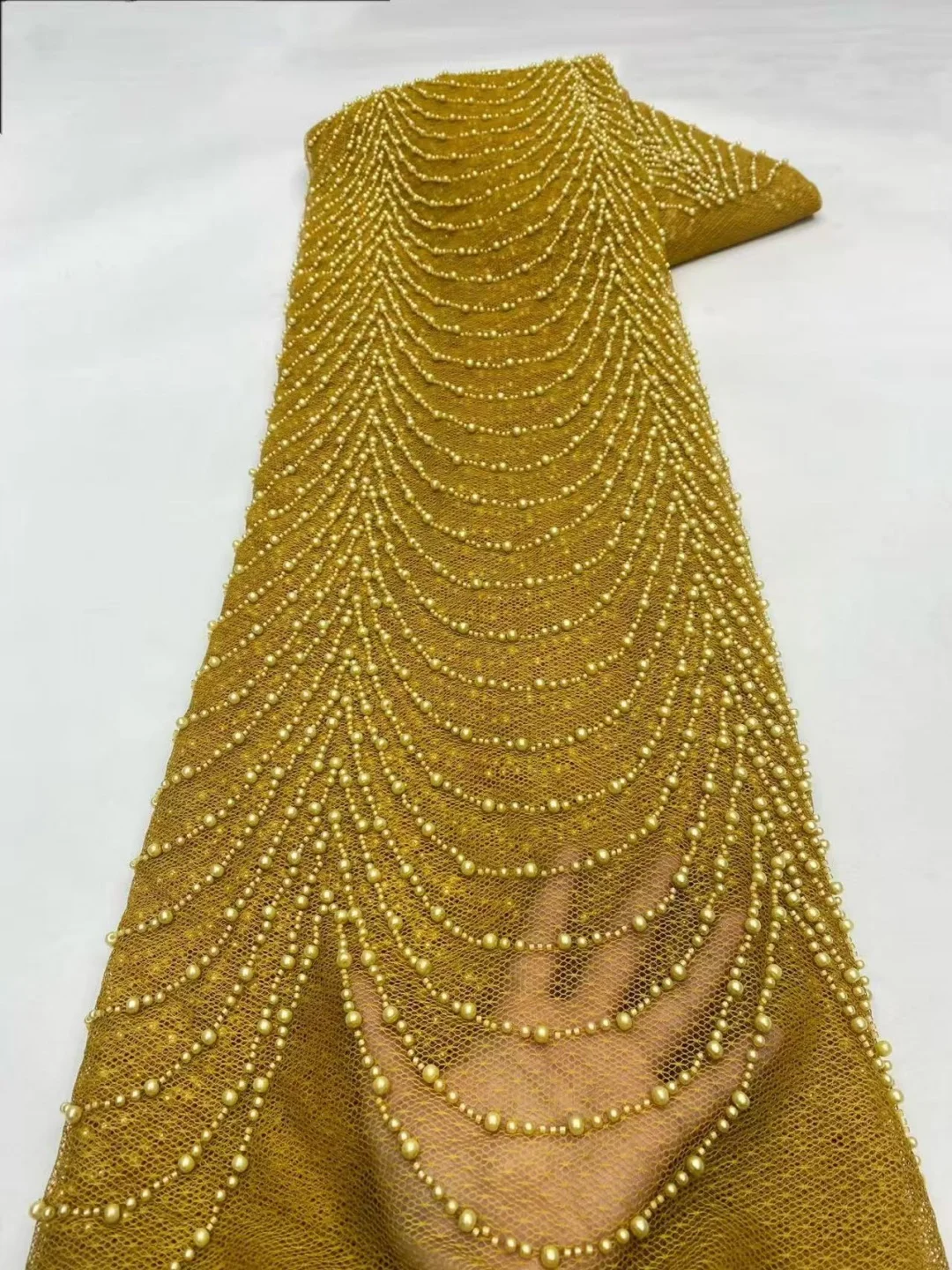 Embroidery Net Dress - Encaje de red con cuentas y