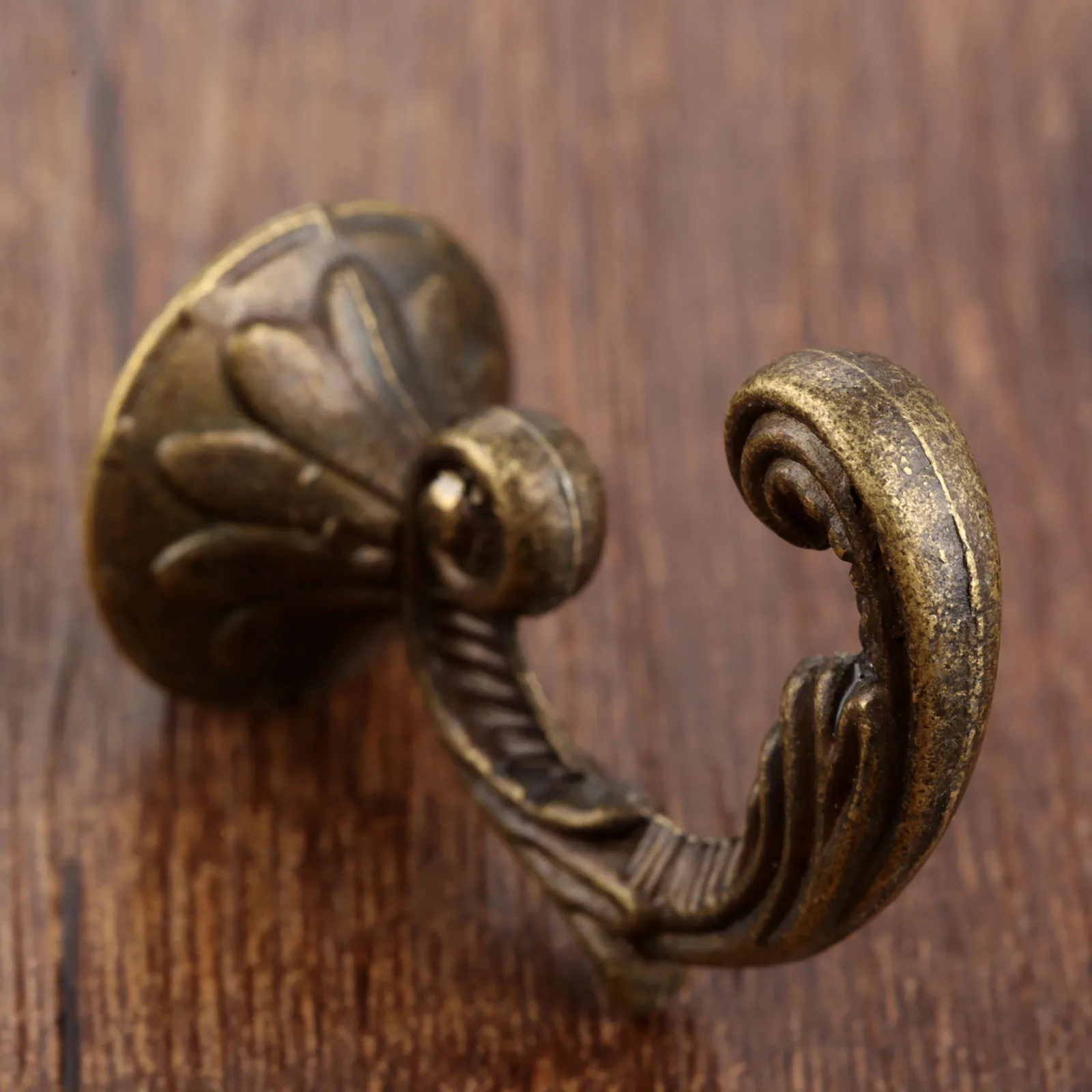 DRELD Antique Bronze Hooks Zinc Alloy Wall Hanger Hat Coat Clothes Hook Bathroom Kitchen Furniture Hook Hanger 45*24mm Wholesale