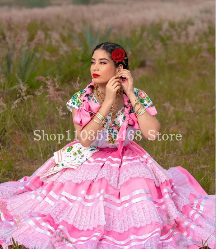 Peach Pink Floral Embroidered Prom Dress Mexican Ethnic Sweetheart Short Sleeve Lace Pleated A-line Poncho Formal Occasion Dress