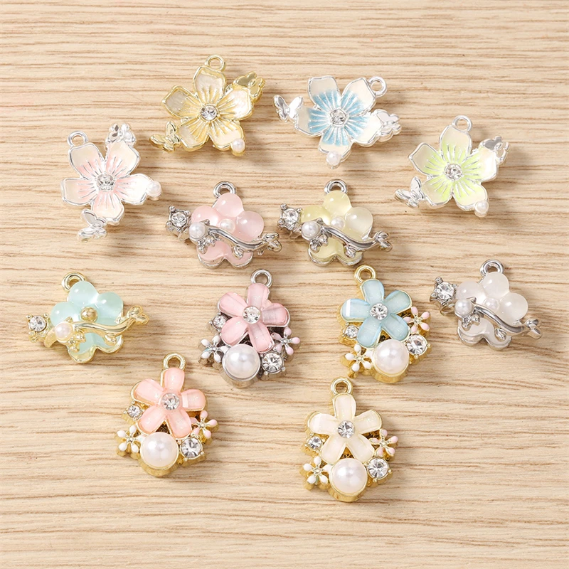 5 Stück niedliche, gemischte Kristall-Metall-Blumen-Anhänger zum Basteln von Ohrringen, Halsketten, Armbändern, DIY-Handarbeiten und Schmuckzubehör – Detail 1