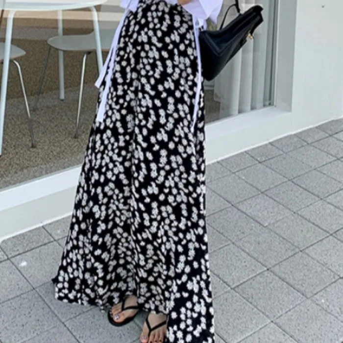 

Юбка с декоративными элементами Daisy, корейский стиль, стандартный крой, средней мягкости, эксклюзивно онлайн, весна-лето-осень-зима