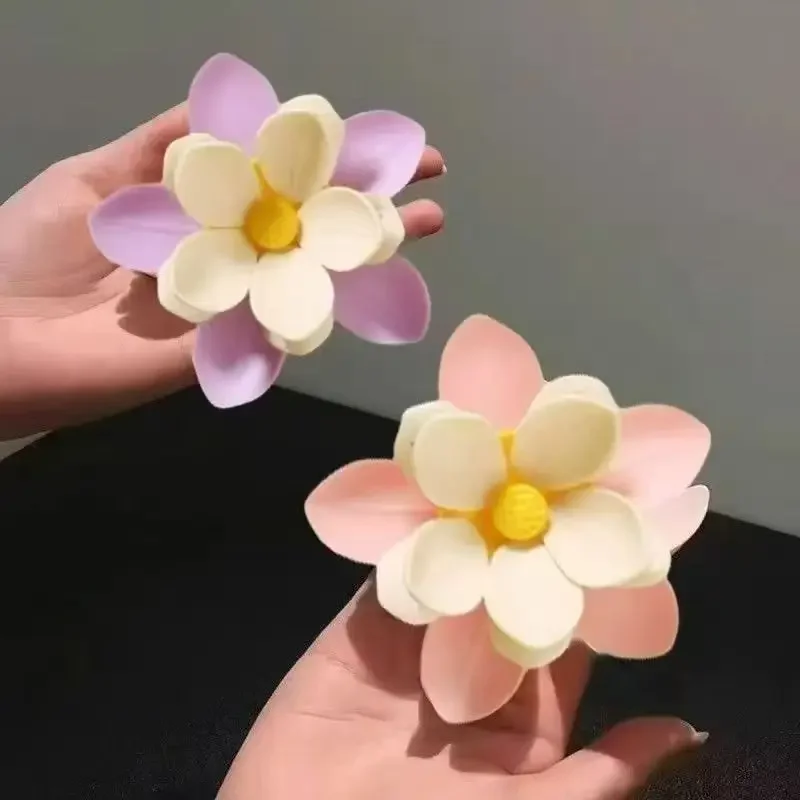

10 Petals Lotus Sealing Clip Magnetic Double-layer Fixed Creative Food Snack Tongs Refrigerator Household Kitchen Accessories