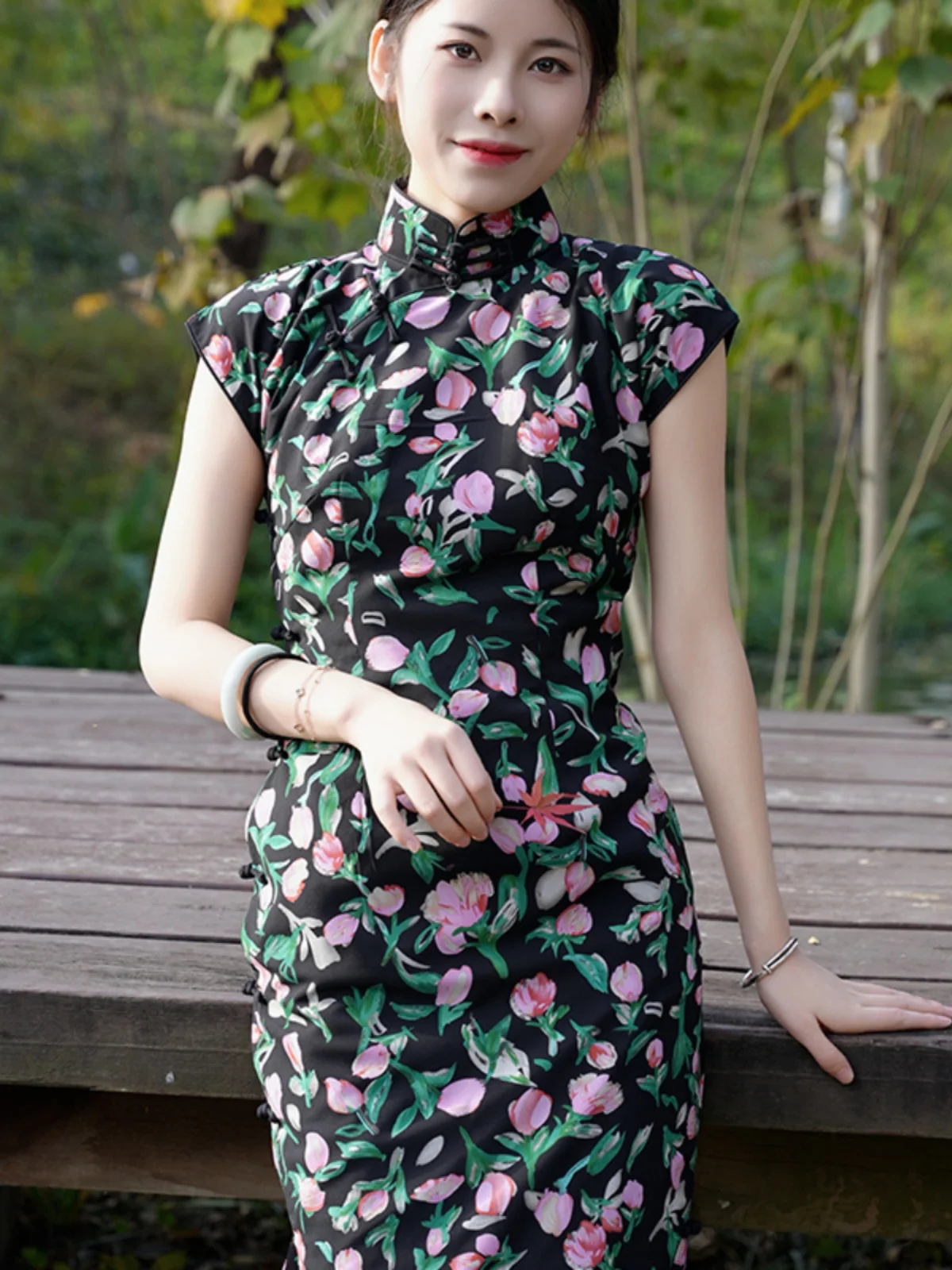 

Весенне-летнее платье Chambrie с принтом тюльпанов, шифоновое, приталенное, в винтажном китайском стиле, с коротким рукавом, для повседневной носки