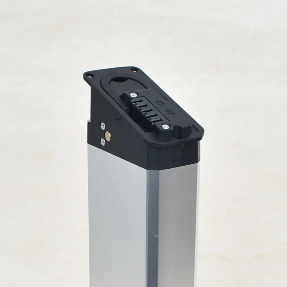 صندوق بطارية مخفي 48 فولت للدراجات الجبلية مع شريحة أمان مدمجة وقفل مضاد للسرقة لركوب الخيل الموثوقة