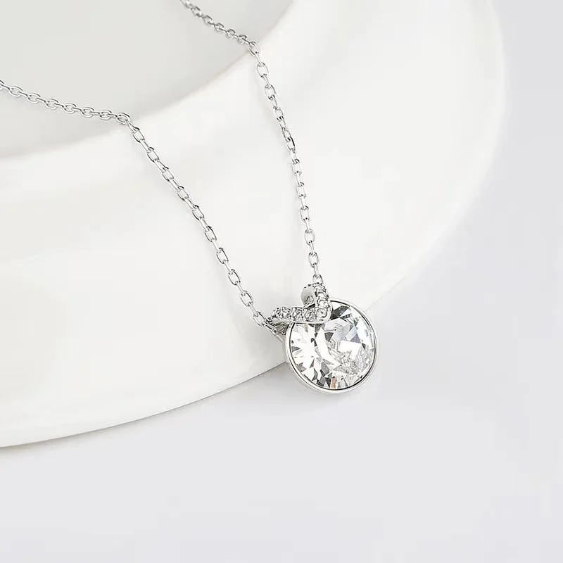 Classic Bella V Pendant Necklace for Women Wedding Friends Christmas Original Crystals from Austria Silver Gold Color Jewelry