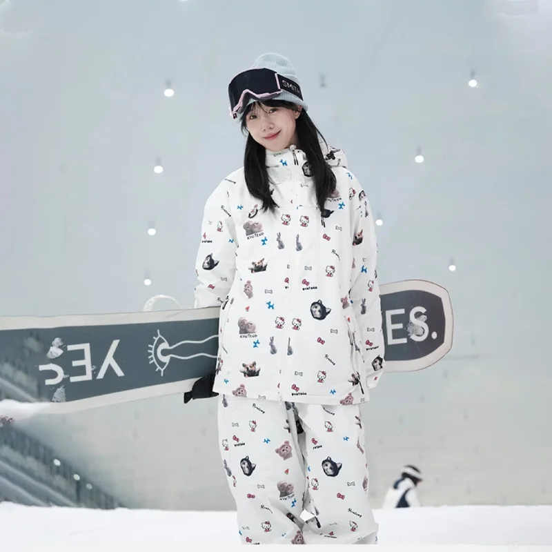 

Новый свободный стиль с капюшоном женский ветрозащитный комплект для сноуборда женский водонепроницаемый дышащий устойчивый к истиранию спортивный лыжный костюм на открытом воздухе