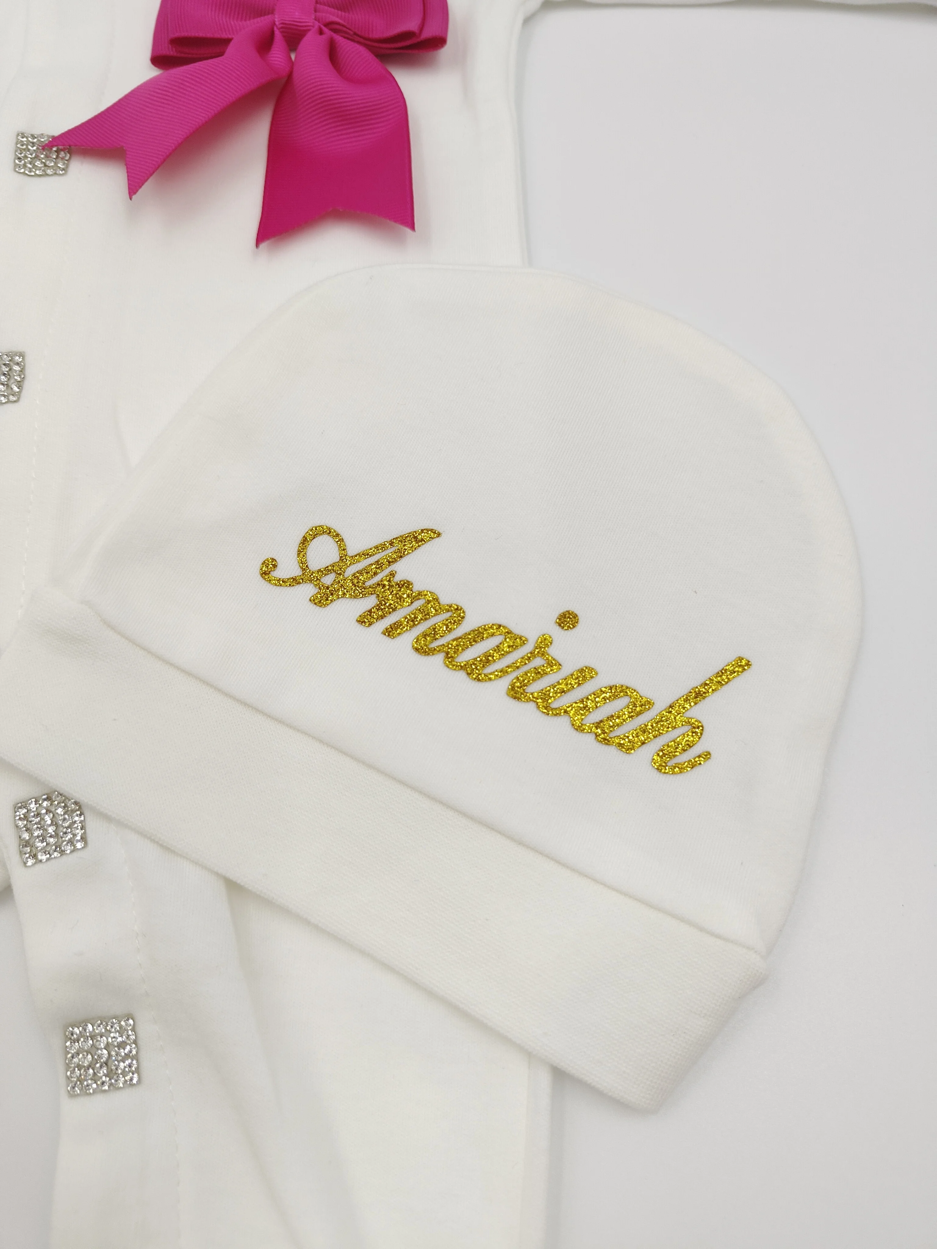 

Baby Footed Romper with Hat Personalized Custom Name Gold Glitter Pink Bow Cotton Newborn Coming Home Outfit Sensory 2026 Gift