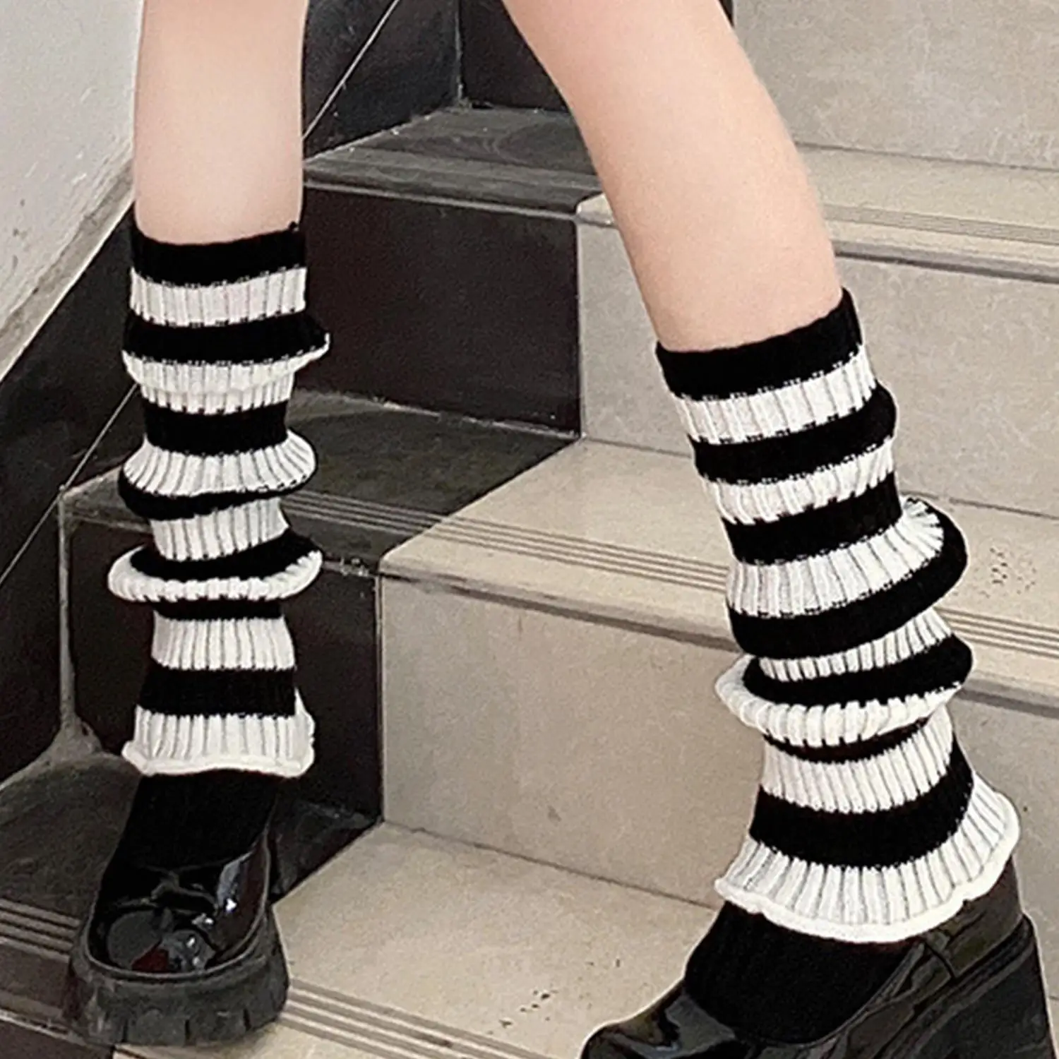 Autumn Winter JK Girls College Foot Cover Warm Pile Socks Boot Cover Black White Striped Knitted Leg Warmers Women