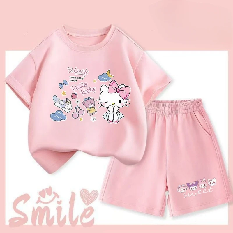 

Летний комплект одежды Sanrio для маленьких девочек, детская одежда с принтом «Hello Kitty», детские футболки с короткими рукавами, топ и шорты, костюм