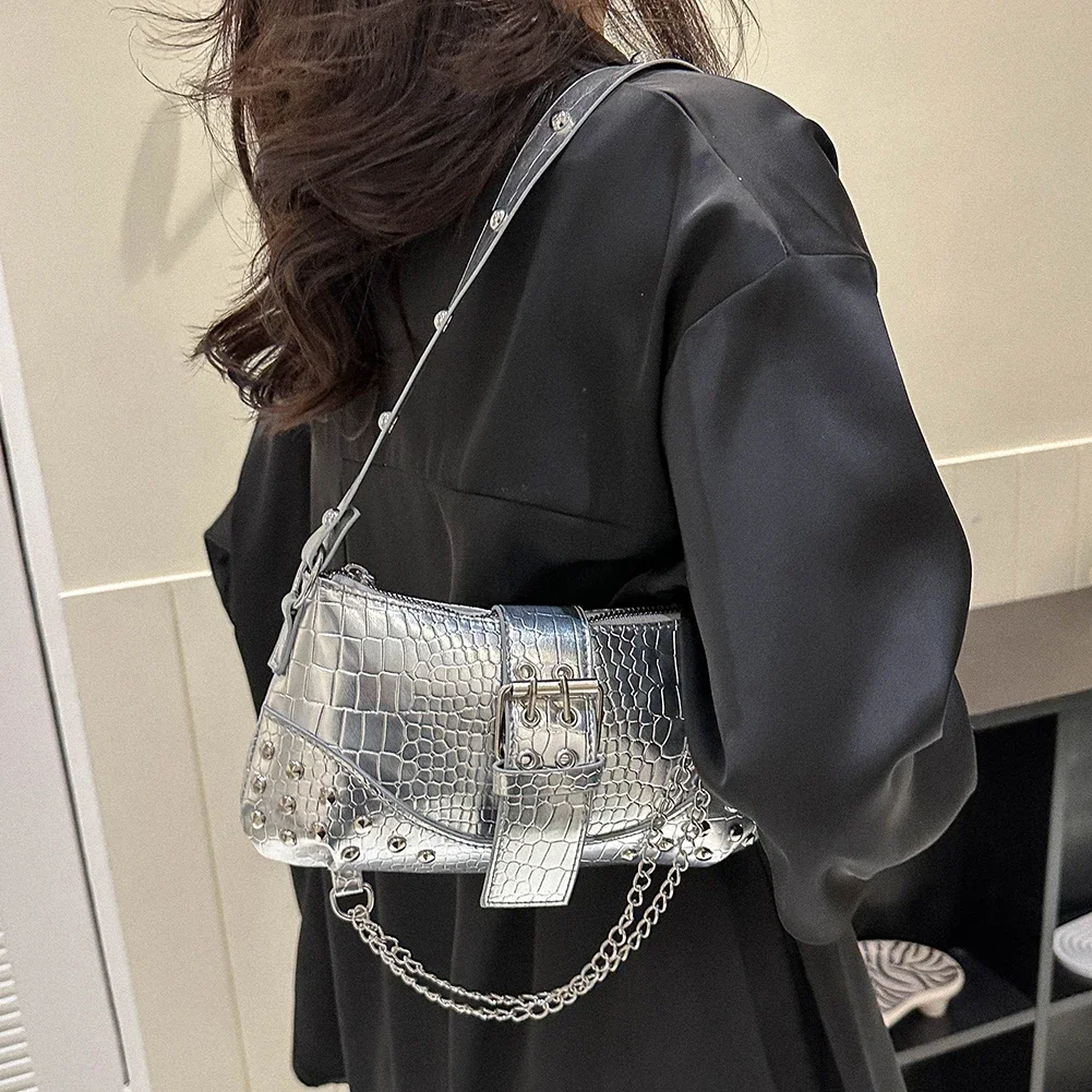 Fashion Women Shoulder Bag Y2K Armpit Bag Luxury Design Bag Pleated Underarm Bag Solid Color Messenger Bag Purse Hobos Handbags