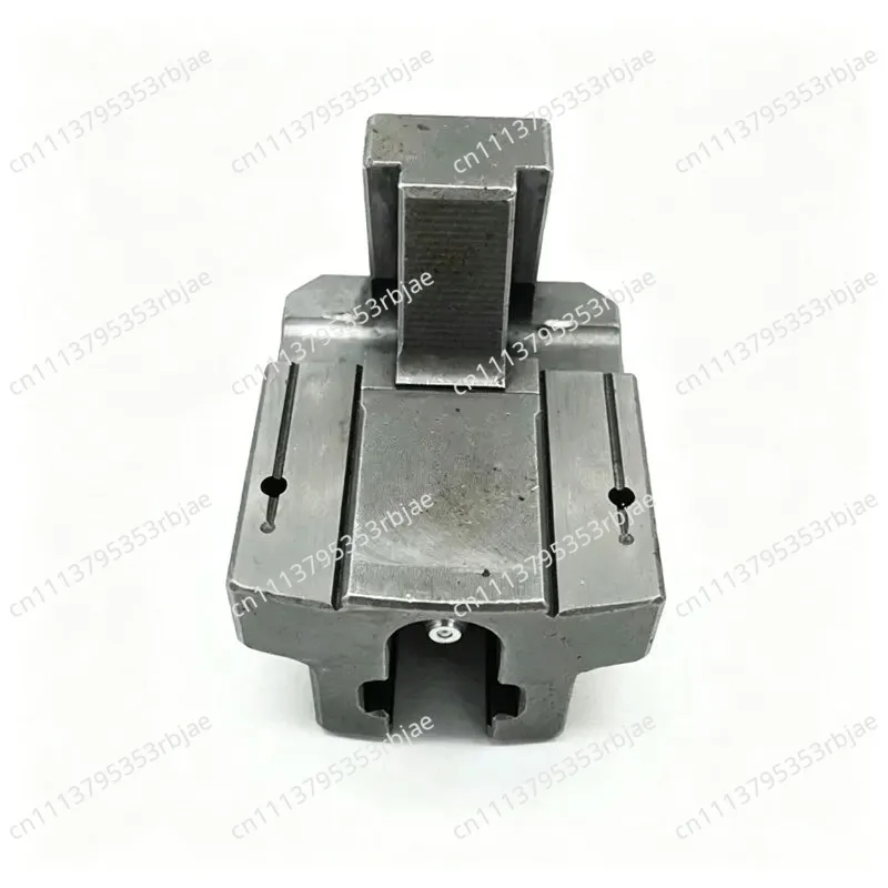 For Universal Hydraulic Chuck Base Claw Middle Air Solid Chuck Bottom Claw Sliding Seat Hydraulic Chuck Main Claw
