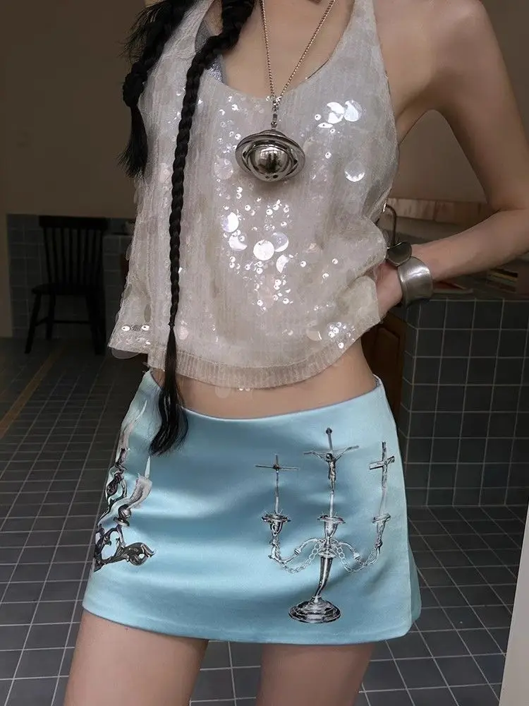 

Летняя мода 2026: Новая женская элегантная мини-юбка из атласа с принтом в стиле «Spicy Girl Street» — люксовая модель для уличного стиля