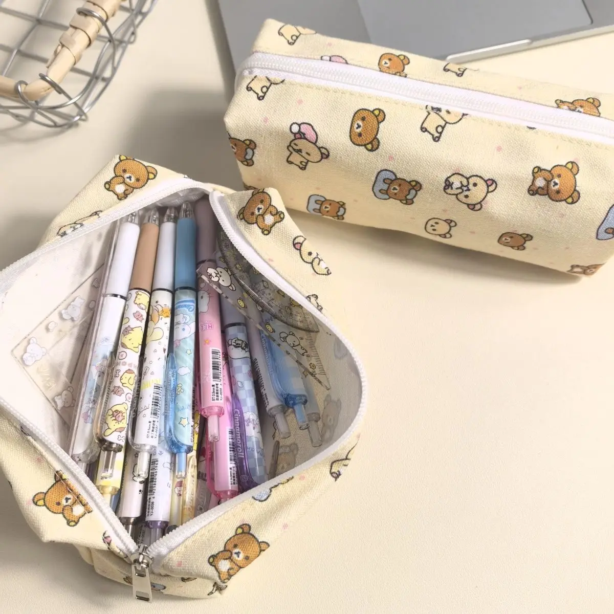 新しい簡単クマ睡眠ペンバッグイン高美容女子学生化粧バッグ大容量収納袋文具印刷