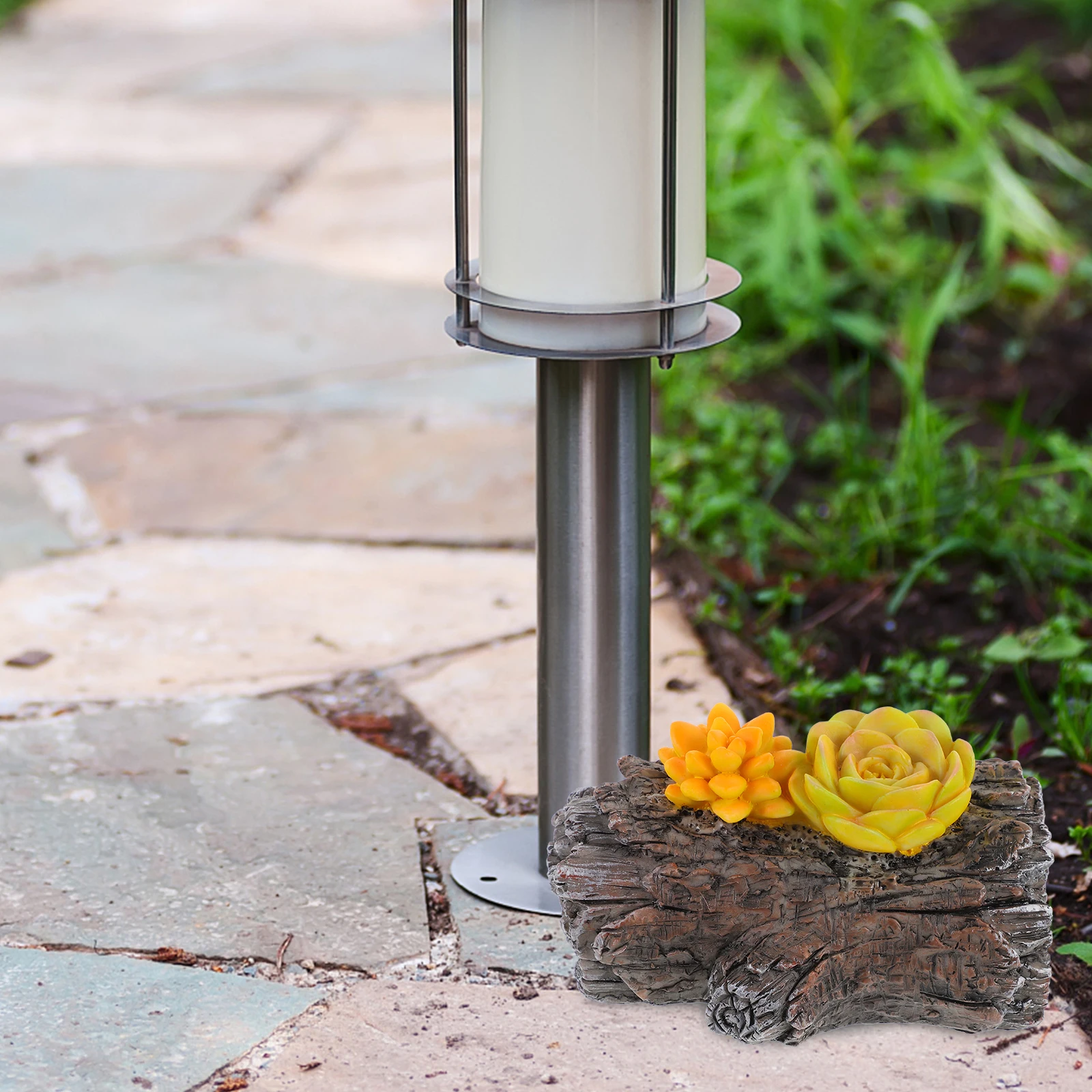 Decorative Tree Stump Key Hider Realistic Stone Look Hidden Key Keeper for Garden Outdoor