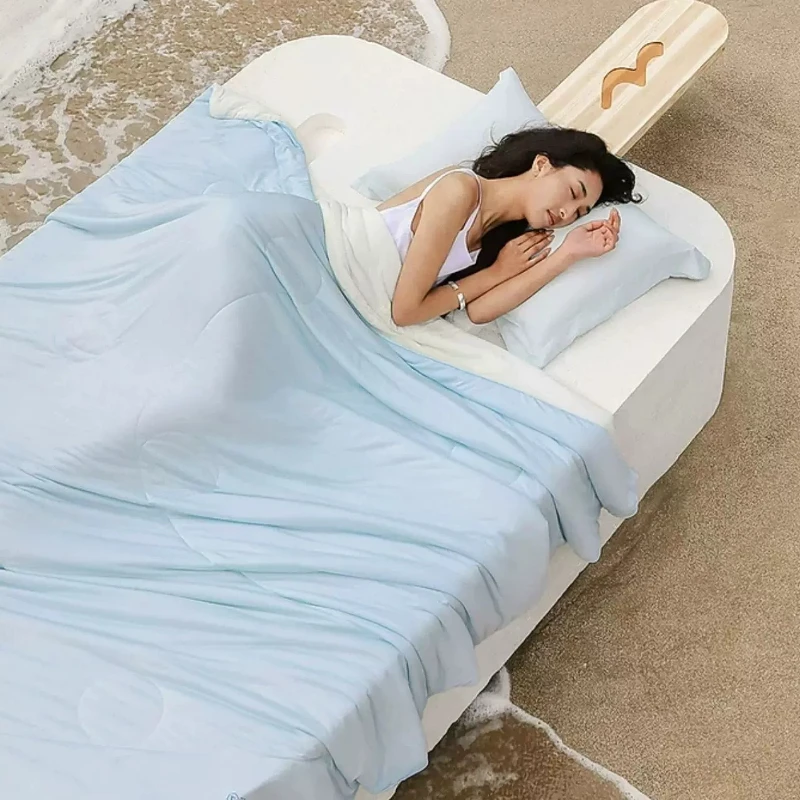 Anti-Bacterial Summer Quilt, Machine Washable Cool Blanket for Students, Ice Silk Comforter with Colorful Pattern for Home
