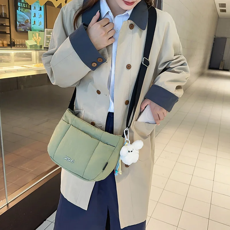 

Japanese Style Dumpling Bag Autumn Winter New Phone Crossbody Bag for Students Women Casual Quilted Shoulder Purse Cute Bags