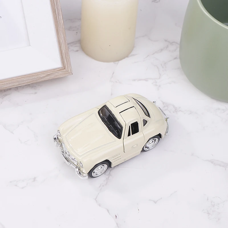 1Pc Q Version Trot Car Decorations Mobile Desktop Decorations Cute Birthday Gifts Simple Model Car Home Accessories