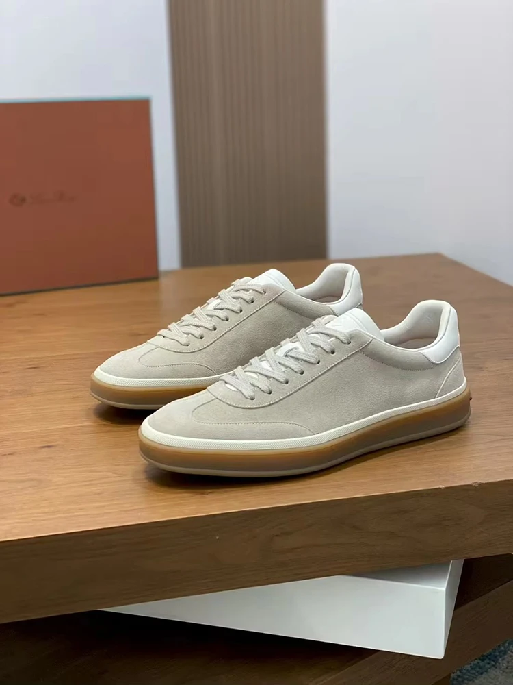 

Spring and Autumn Casual Retro Sports Shoes Double Size Suitable for Both Men Women Leather Material Flat Shoes Sports