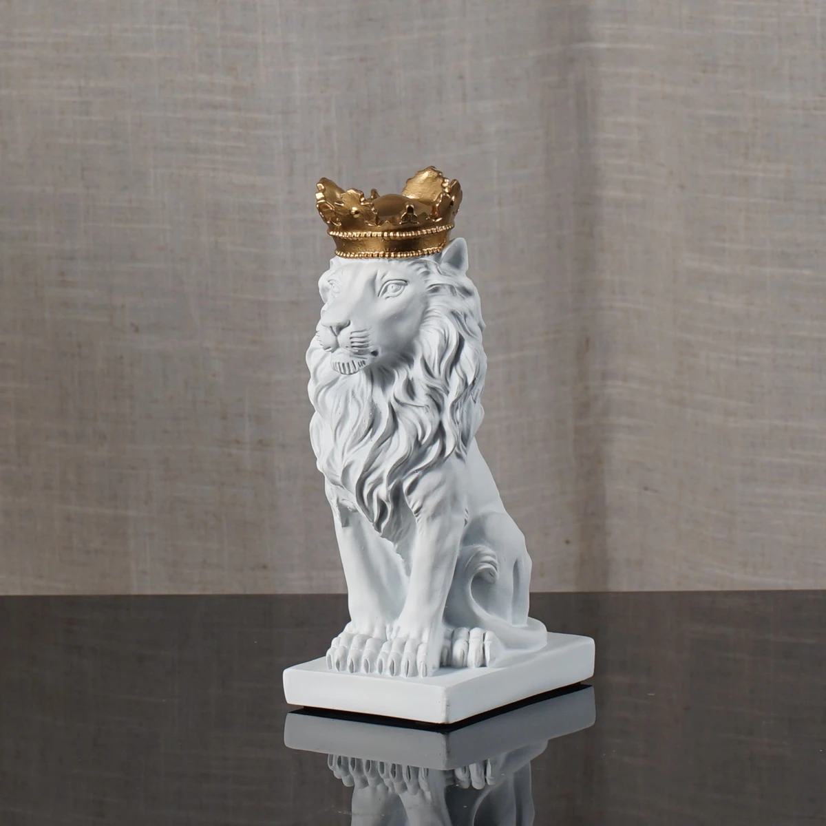 Vilead 18cm Height Golden Crown Lion King Statue Nordic Handicraft Home Office Decoration Lion King Modle Animals Art Sculpture