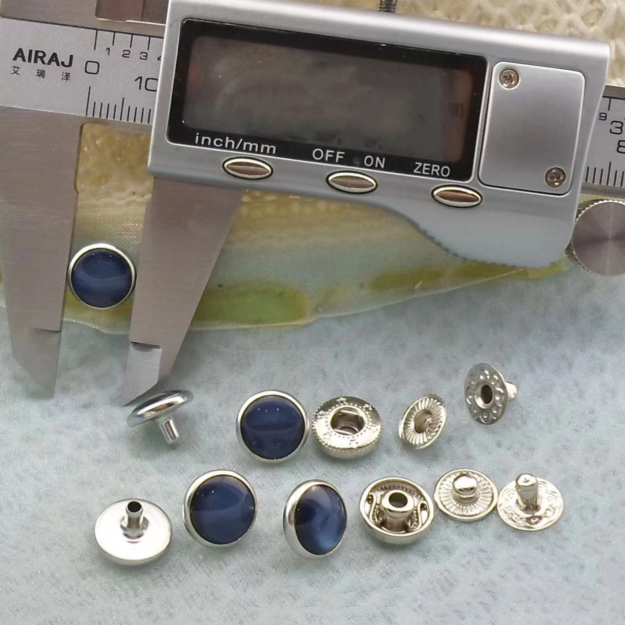 Nuova promozione perline accessori per cucire ecologici 100set 10mm 12mm chiusure a scatto con perle/bottone per cucire con perno a pressione popper