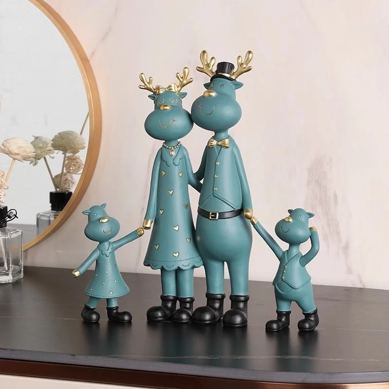 

A family of four home furnishing ornaments wine cabinet entrance decorations for wedding gifts