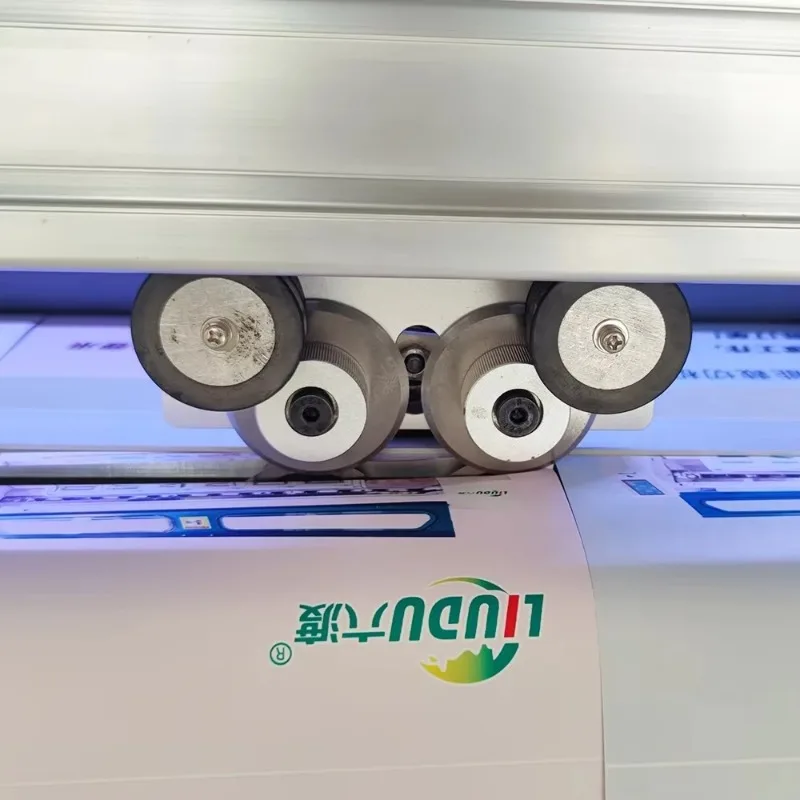 XY Automatic Paper Photo Cutting Machine Die Wallpaper Rolls Die Cutting Machine Automatic For Wallpaper