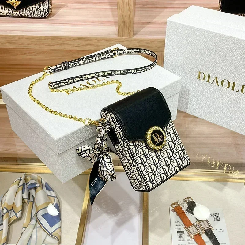 Famoso Designer Luxury Brand Chain Phone borse a tracolla con ricamo di alta qualità borsa e borsette da donna estive