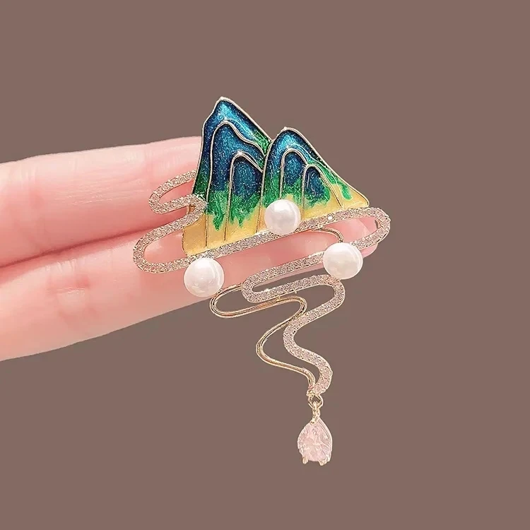 الجبل والسحابة خريطة شرابة دبابيس كريستال للنساء الرجال حجر الراين المينا الصدار دبابيس 2024 النمط الصيني الإكسسوارات والمجوهرات