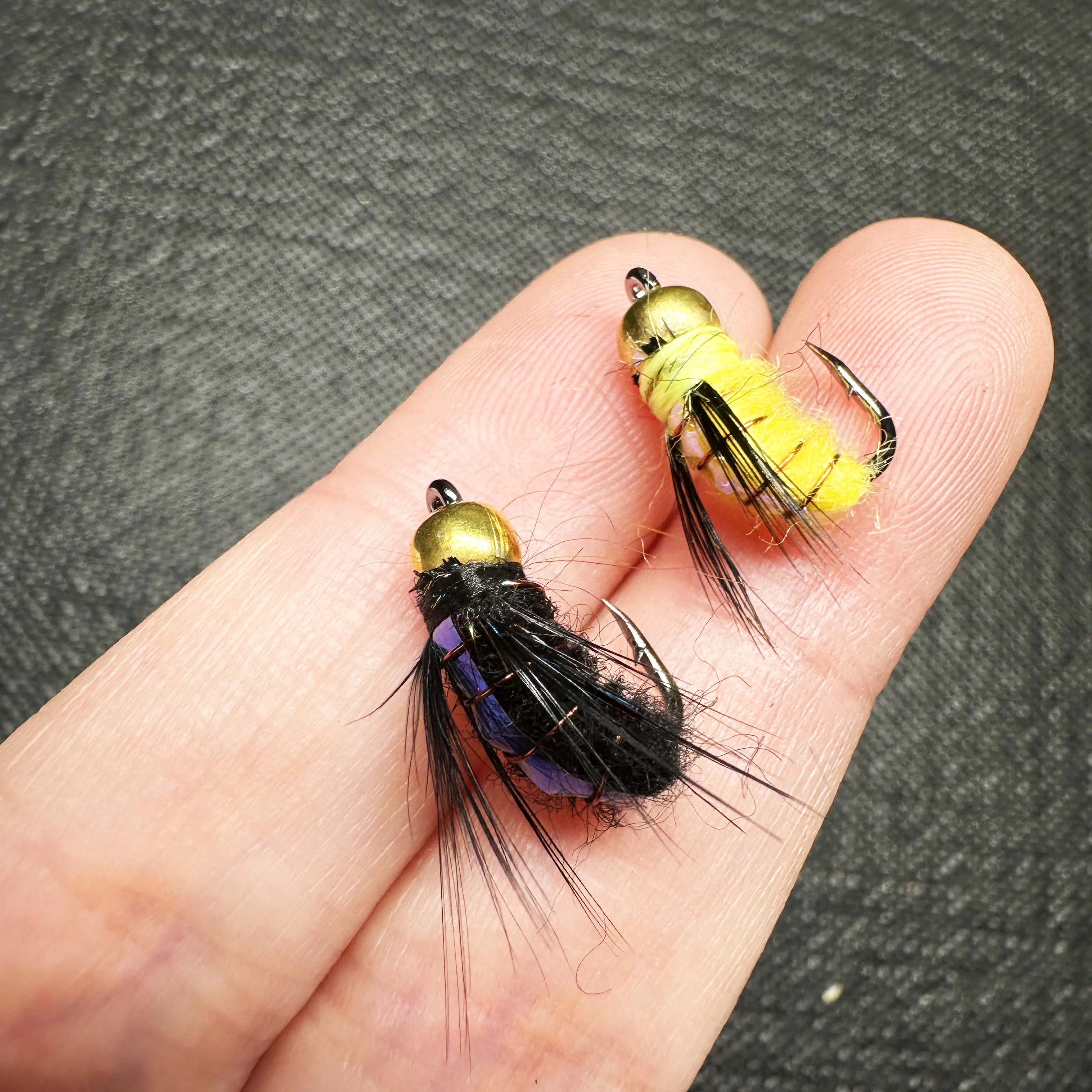 Brasshead Humpy wet fly mosca de insecto para lucio y trucha - imagen 2