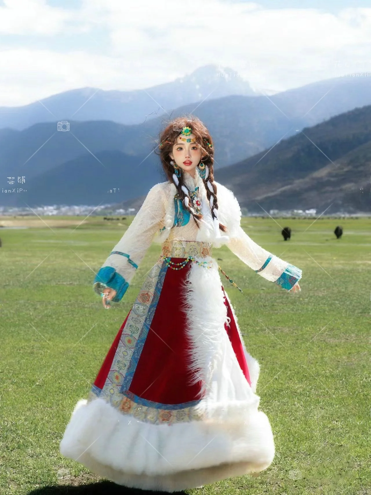 

New Tibetan Ethnic Women's Clothing Style Lhasa Travel Photography Popular Young Girl Portrait Tibetan Robe