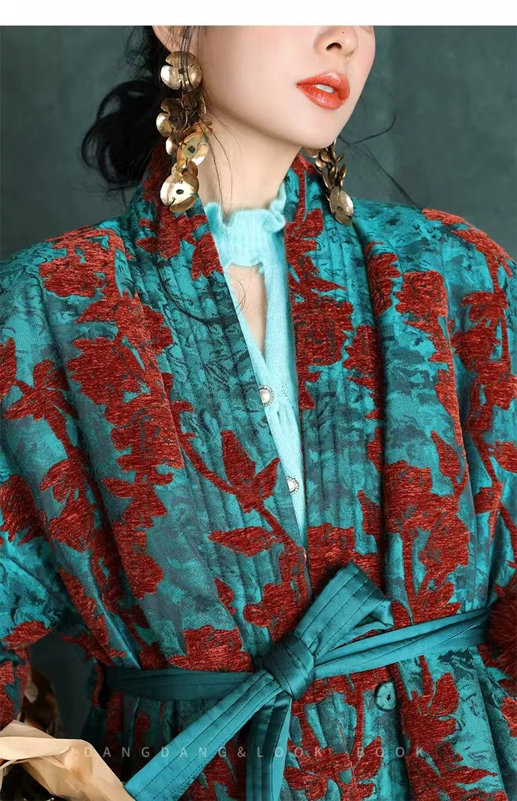 秋と冬の新しい V ネック高級中国風コントラストカラーの毛皮の袖口デザインエレガントなホワイトグースダウンレディースコート S-XL