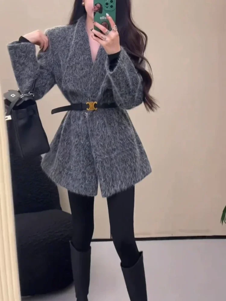 

Street Grey Woolen Long Coat Women's Elegant Single-breasted V-neck Full-sleeve Coat Autumn and Winter New Ladies Coat with Belt