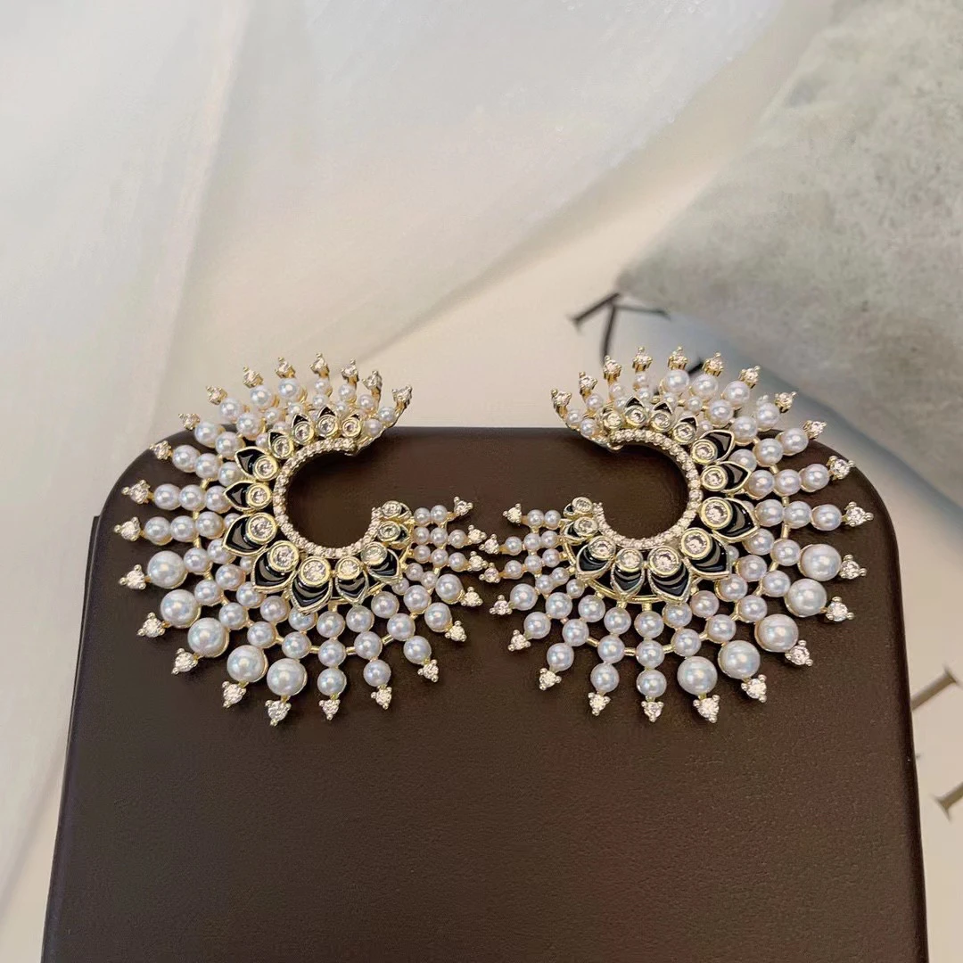 

SENYU New Fireworks Lady's Earring High Quality Women Jewelry Handpaved Gradient Pearls AAA Cubic Zirconia Earrings