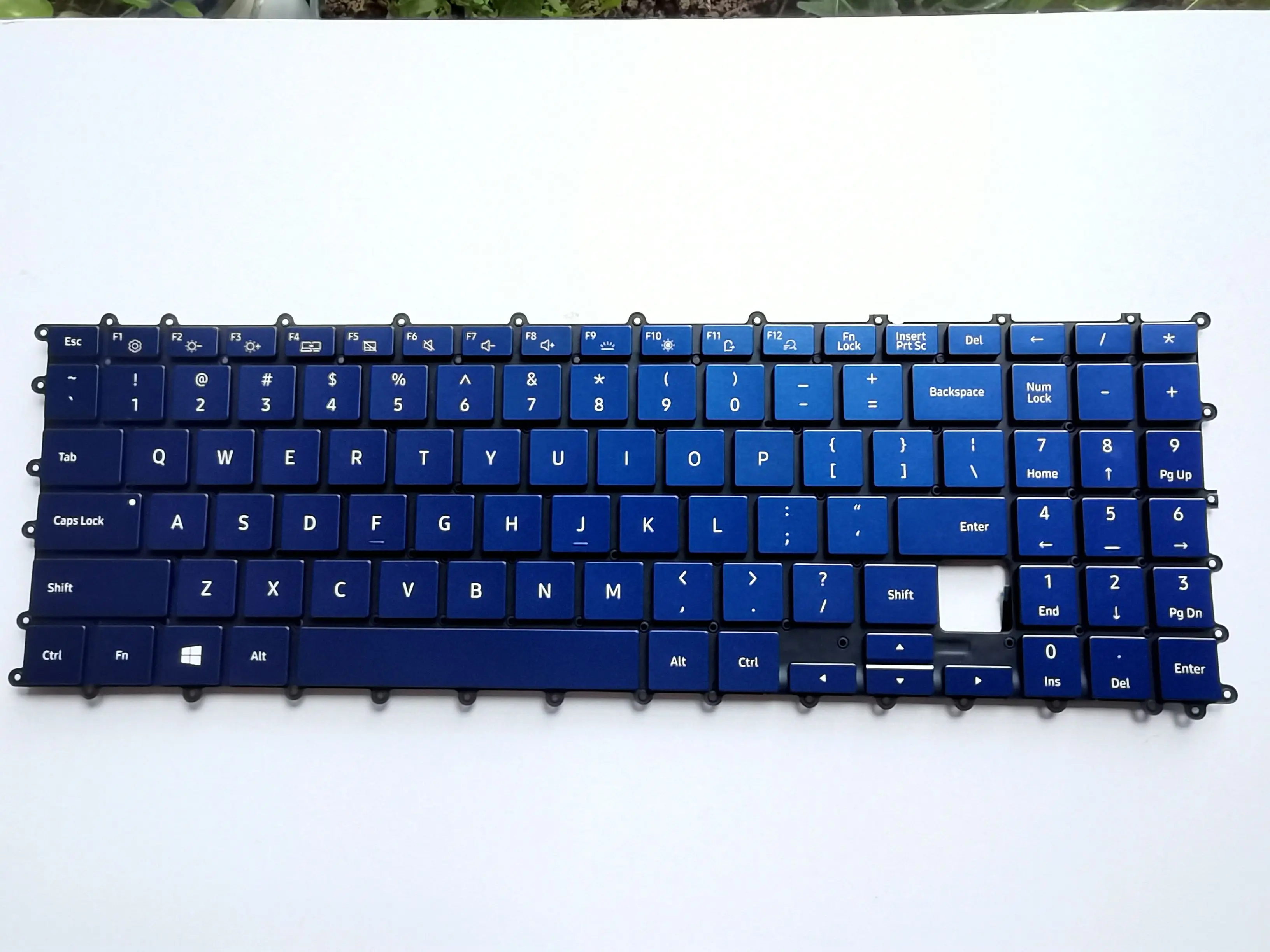 

New Laptop For Samsung Blue Backlit US Keyboard BA59-04428A NP950QCG NT950QCG NSK-88ABN