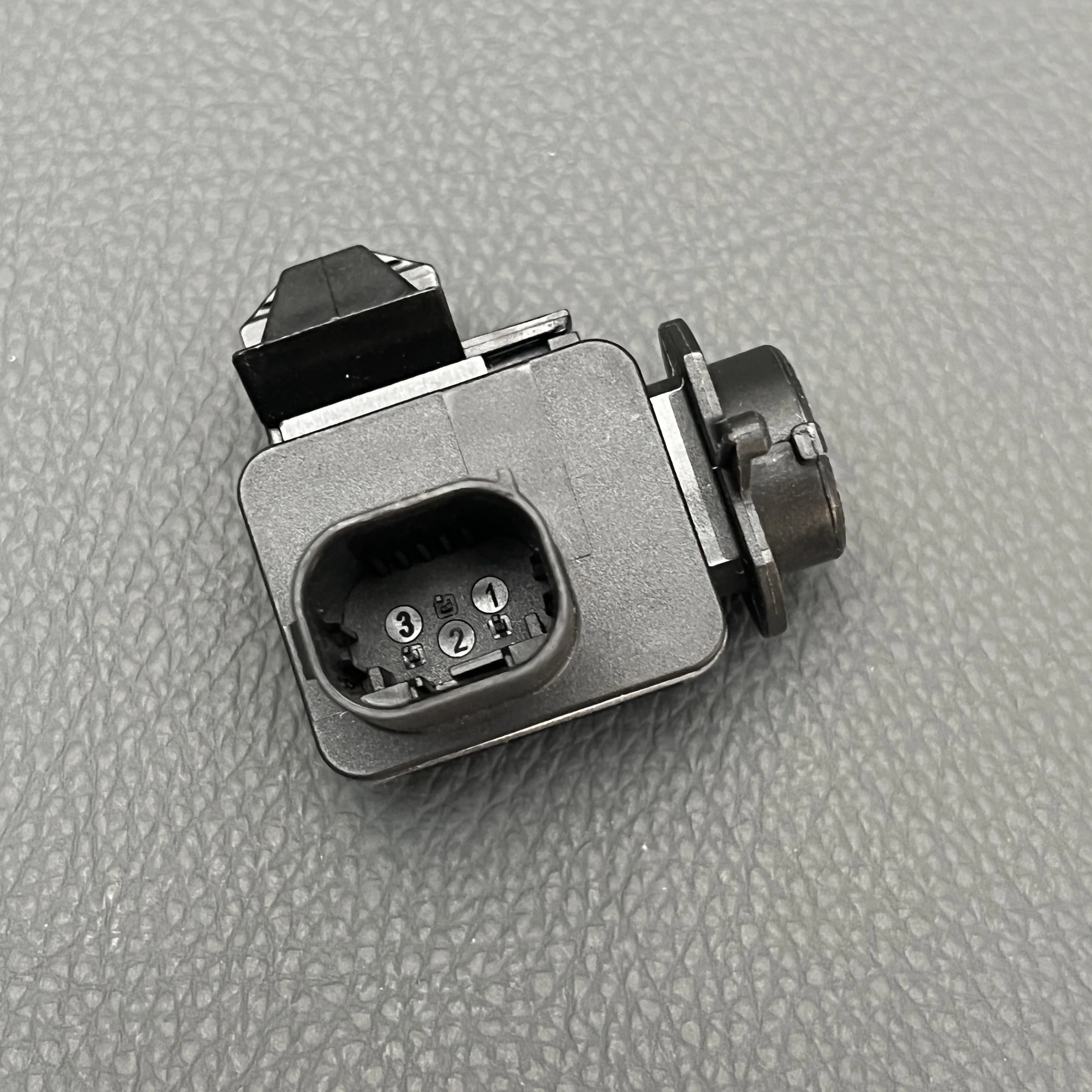 Air Quality Sensor For VW PASSAT B8 Golf 7 Golf 8 Tiguan Skoda Octavia  Seat Leon 2013-2016 Audi Q4 Q5 Q6  5QJ907643  5Q0907643