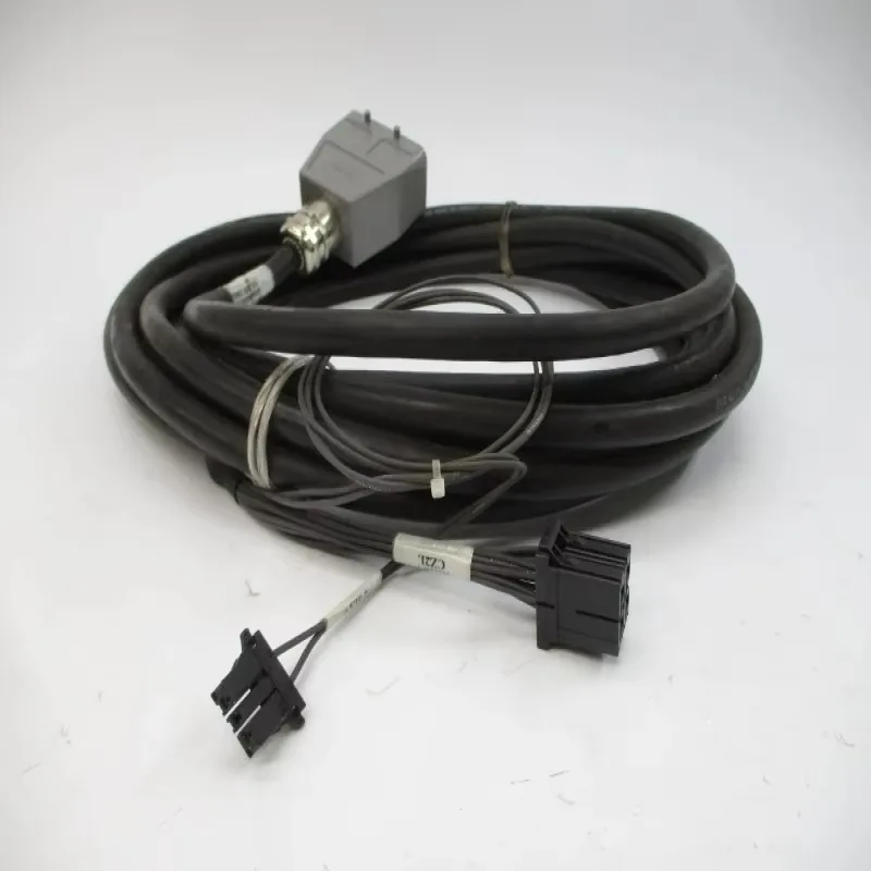 New  PLC DE-2015-915-001 in Stock