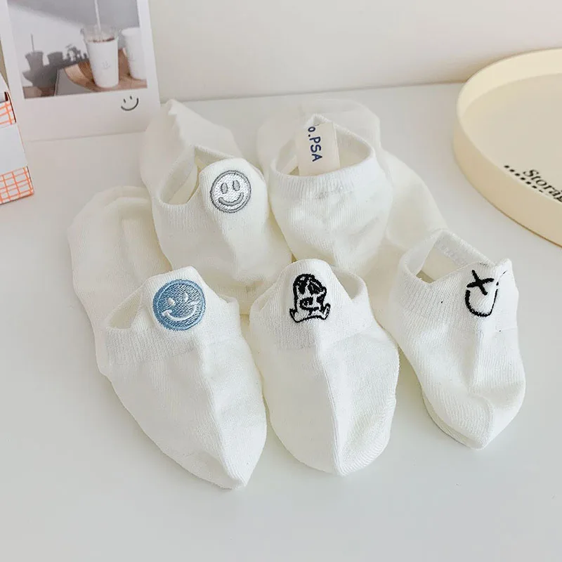 3 Pairs/Lot Summer Women White Cotton Socks Cute Smiling Face Embroidery Invisible Solid Color Comfortable Ankle Aocks EUR35-39