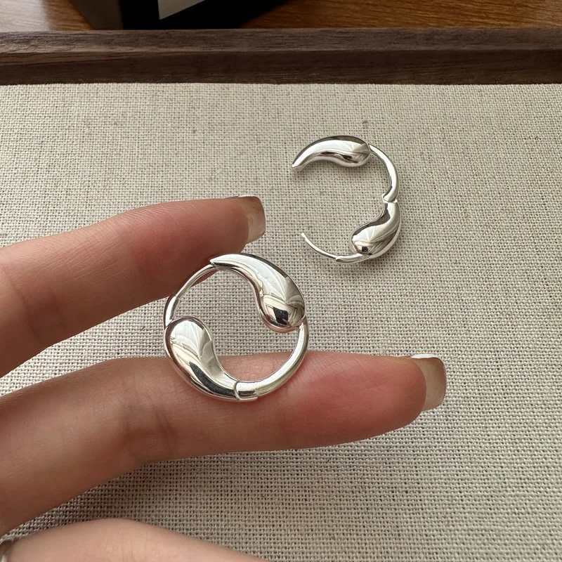 S925 Sterling Silver Korean Blogger Fashion Tai Chi Earrings Korean Style Simple INS Personalized Ear Buckle Ear Jewelry