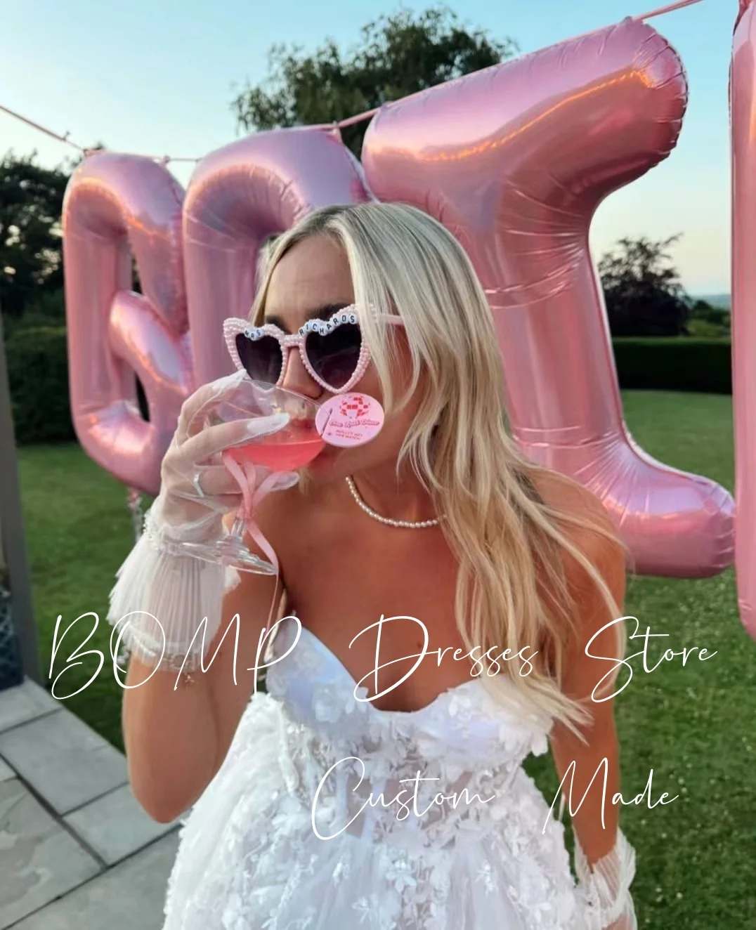 BOMP Exquisite 3D Flowers Wedding Party Dress Strapless A-Line White Tulle Short Bridal Reception Gown Customized Robe De Mariée