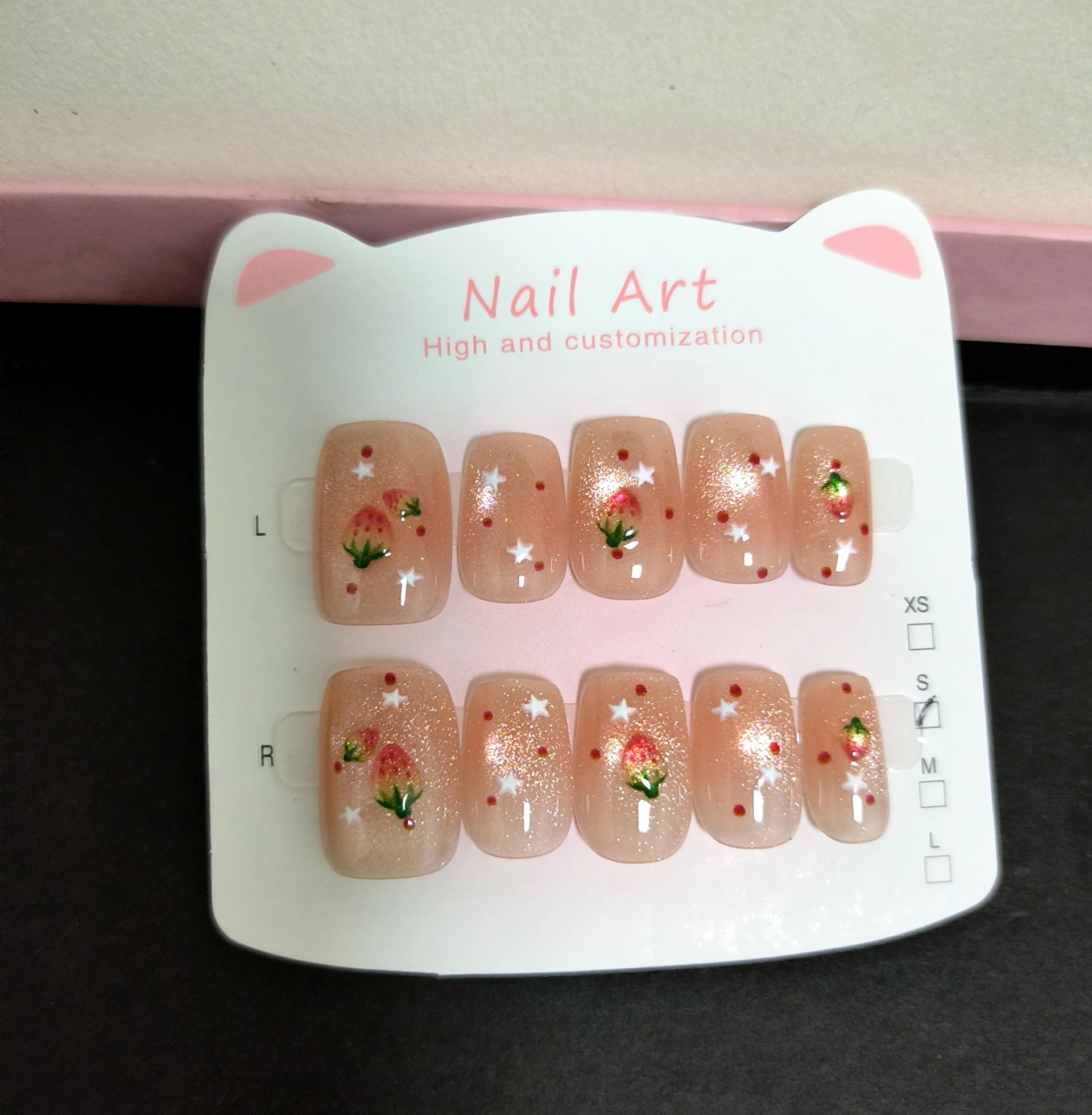 

10 шт., кавайные розовые клубничные блестящие звезды, накладные ногти, корейские короткие накладные ногти ручной работы, многоразовые накладные ногти «кошачий глаз», полное покрытие